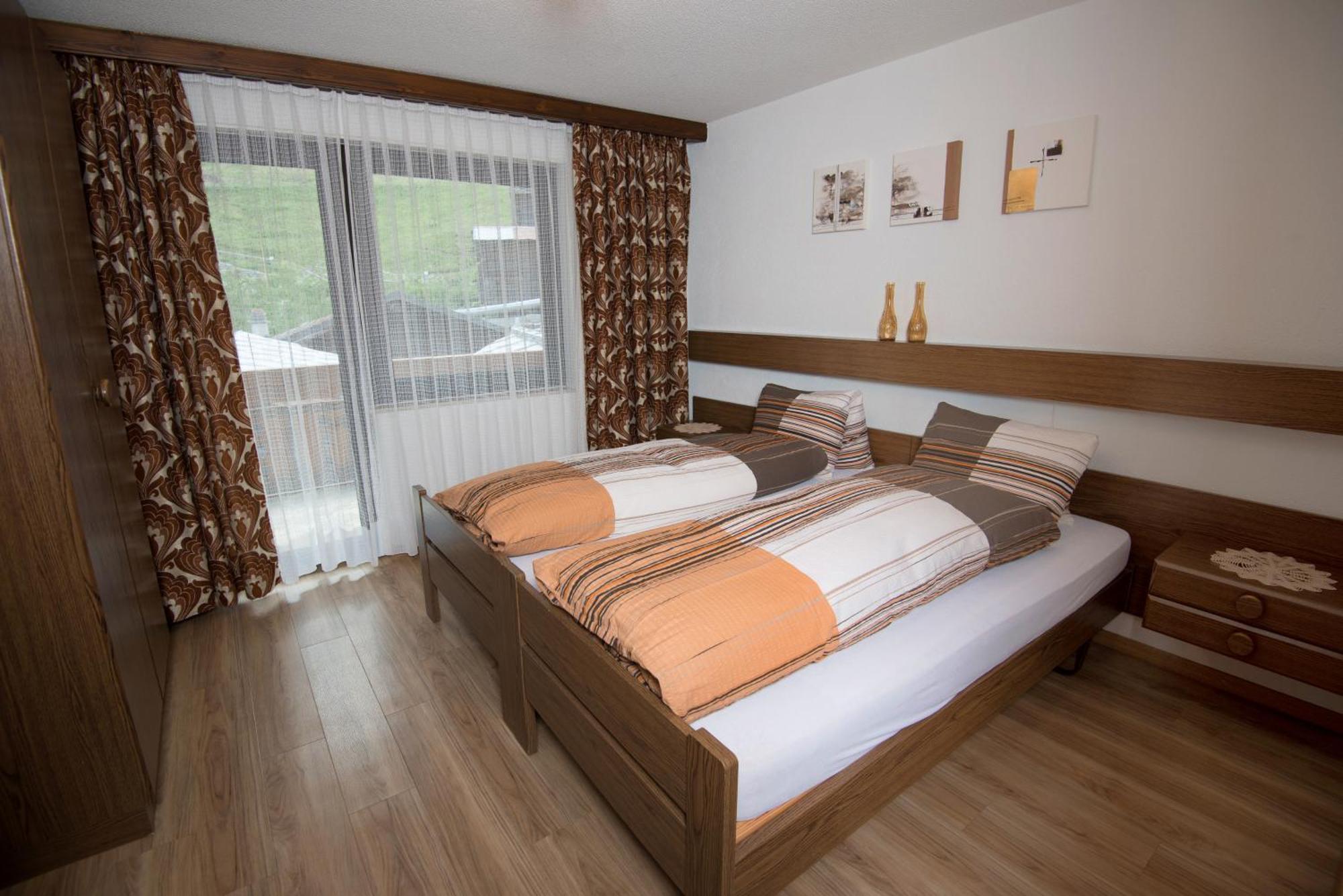 Ferienwohnung Ferienhaus Adonis Saas-Grund Zimmer foto